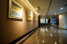 Светодиодная влагозащищенная лента OGM 6W/m 60LED/m 2835SMD теплый белый 5M SL-58