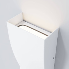 Уличный настенный светодиодный светильник Maytoni Twist O040WL-L11W3K